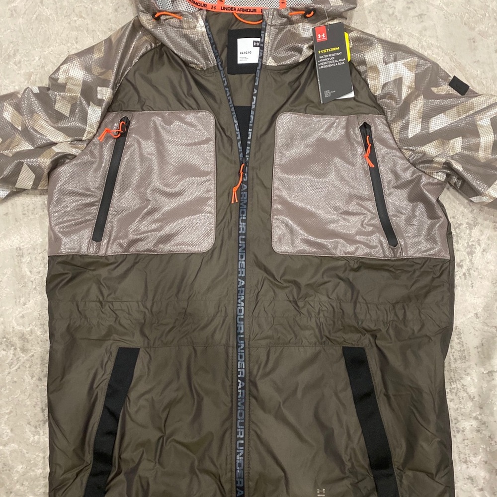 New Under Armour Rainjacket